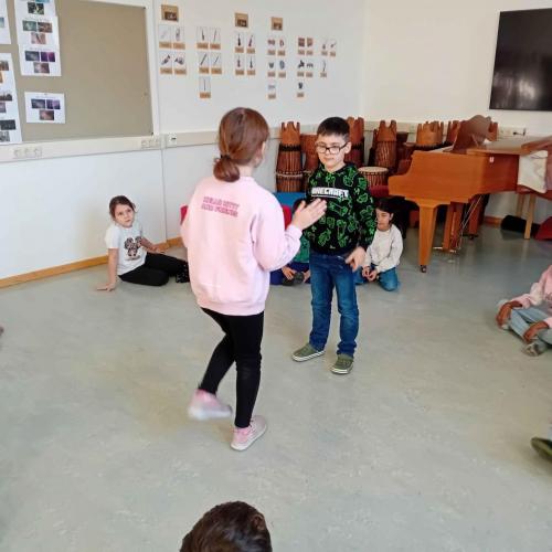 Body-Percussion stampfen